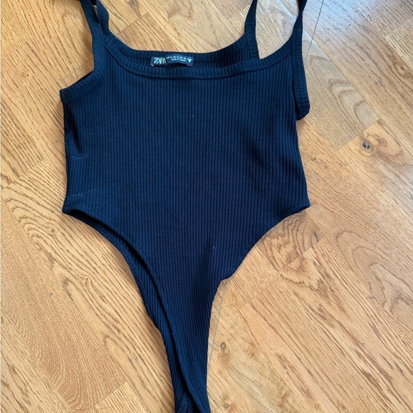 Zara Black Ribbed One Piece - Picture 2 of 4